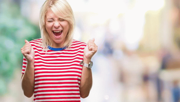 کسب درآمد در خانه بدون سرمایه در سال 1404: 17 روش واقعی، عملی و کاربردی